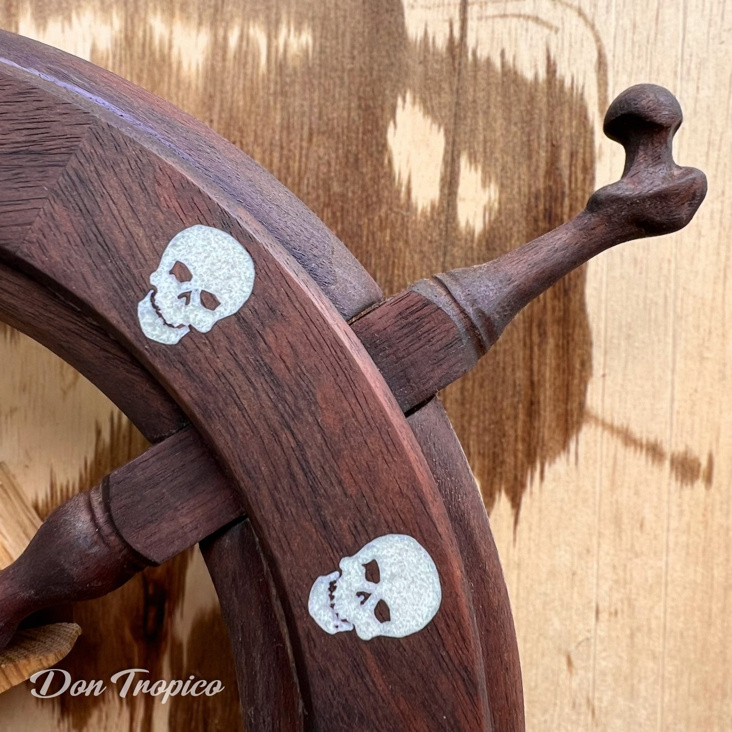 Ship Wheel - Skull and Crossbones
