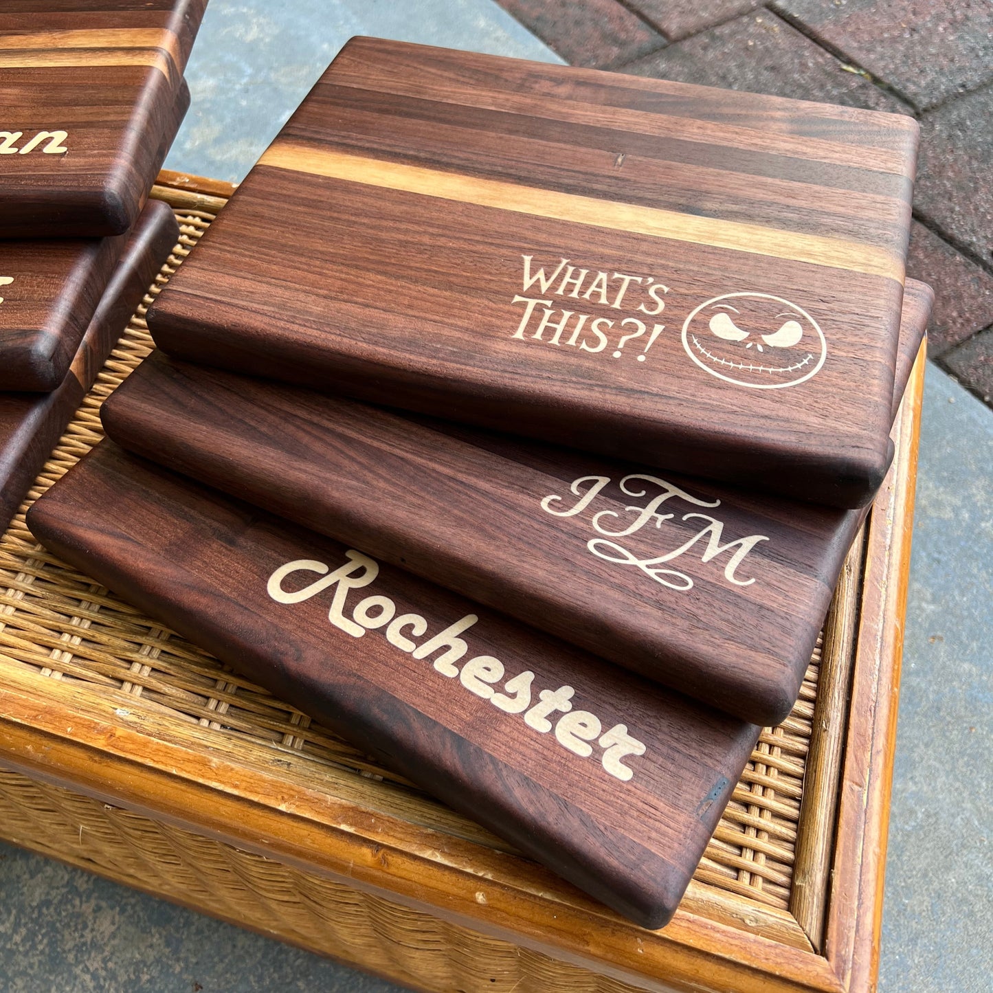 Handcrafted Walnut Cutting Board with Personalized Maple Inlay